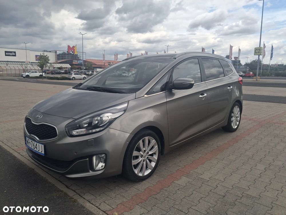 Kia Carens 1.7 CRDi 136 Fifa World Cup Edition - 33