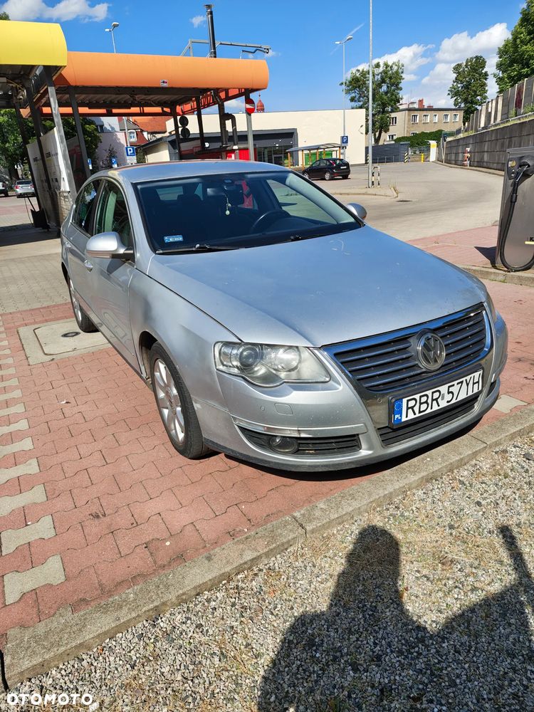 Volkswagen Passat 2.0 TDI DPF DSG Individual - 1