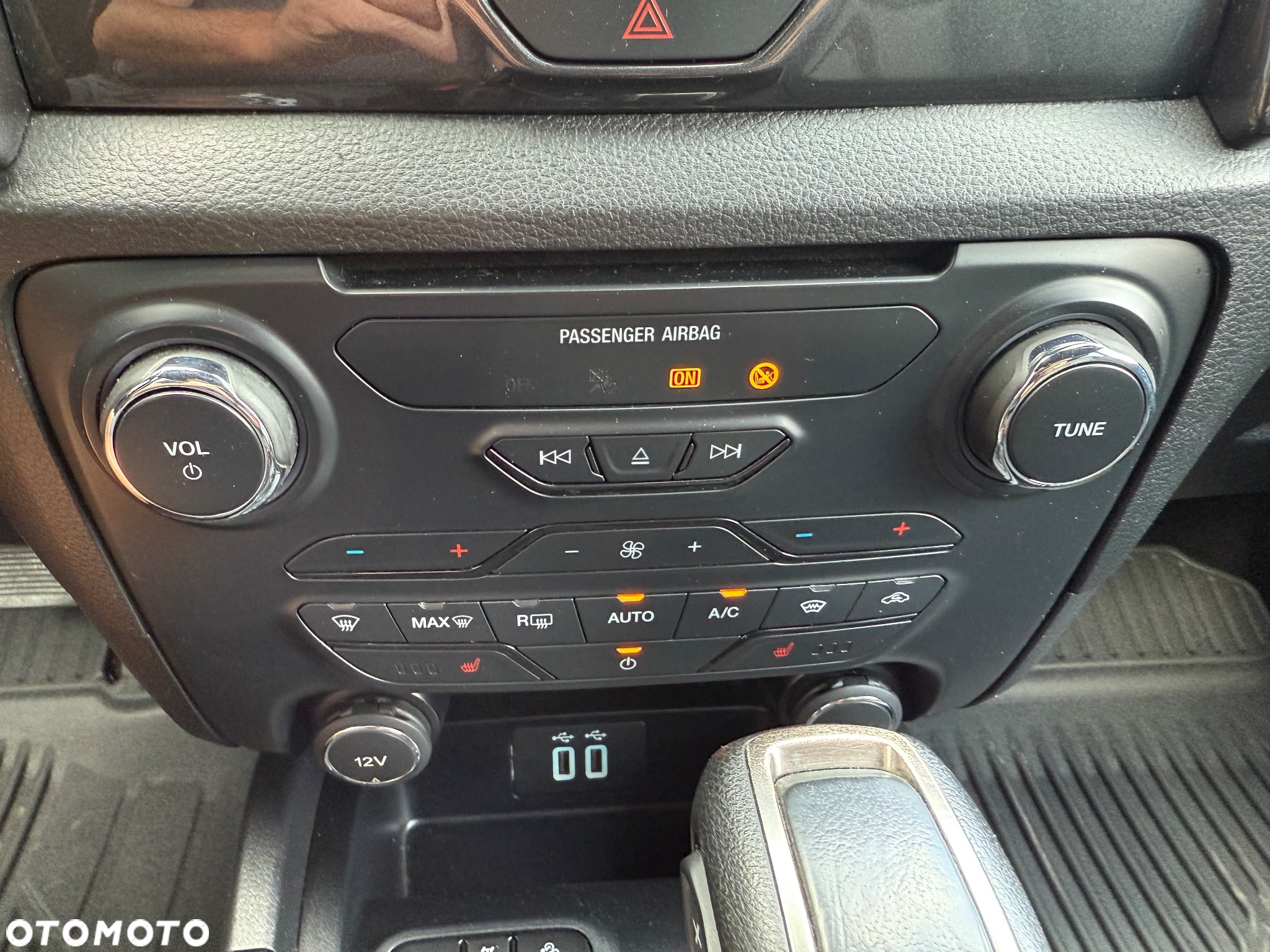 Ford Ranger 2.0 EcoBlue 4x4 DC Wildtrak - 23