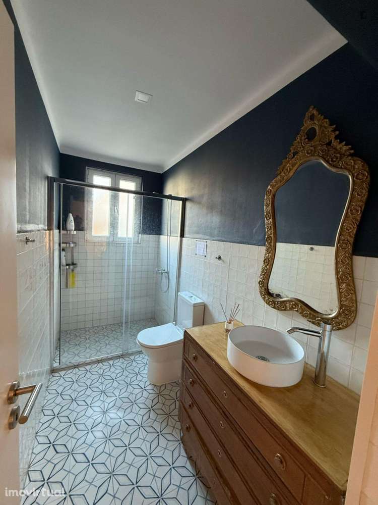 Quarto - localizado em Santarem - Grande imagem: 2/13