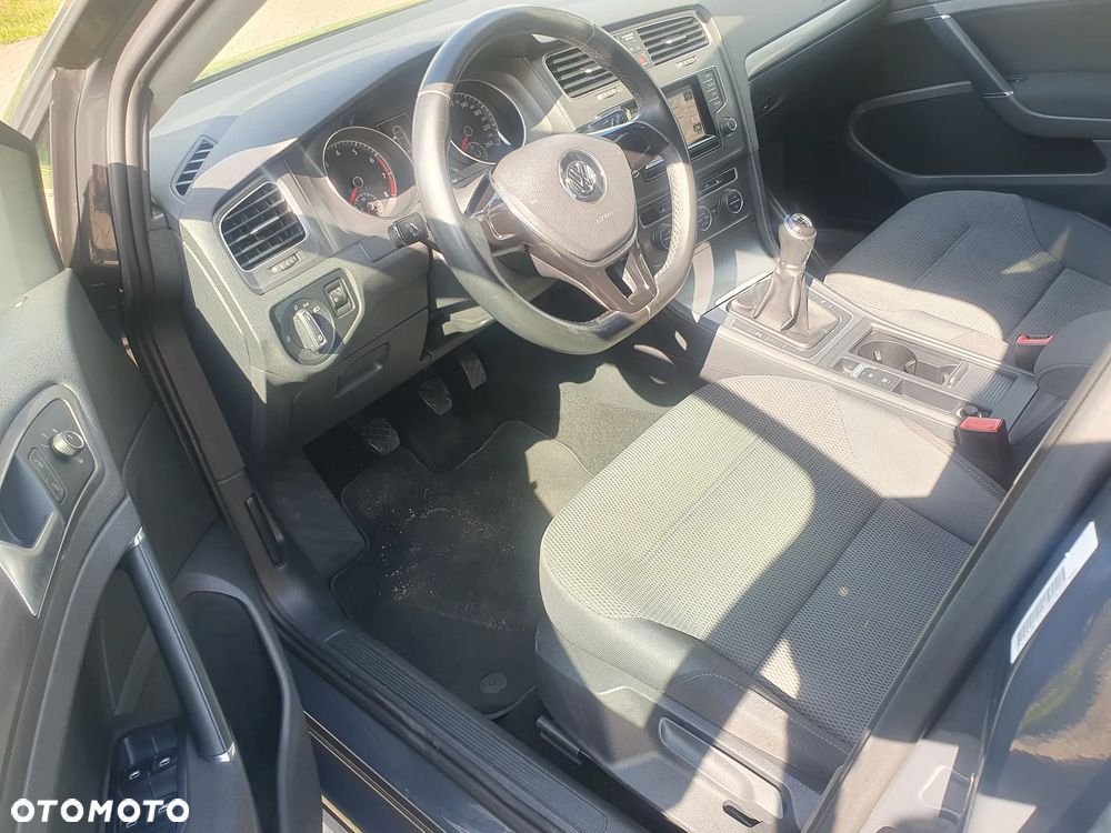 Volkswagen Golf 1.2 TSI BMT Trendline EU6 - 6