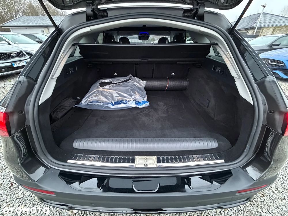 Mercedes-Benz Klasa E 300 de 4-Matic Avantgarde - 33