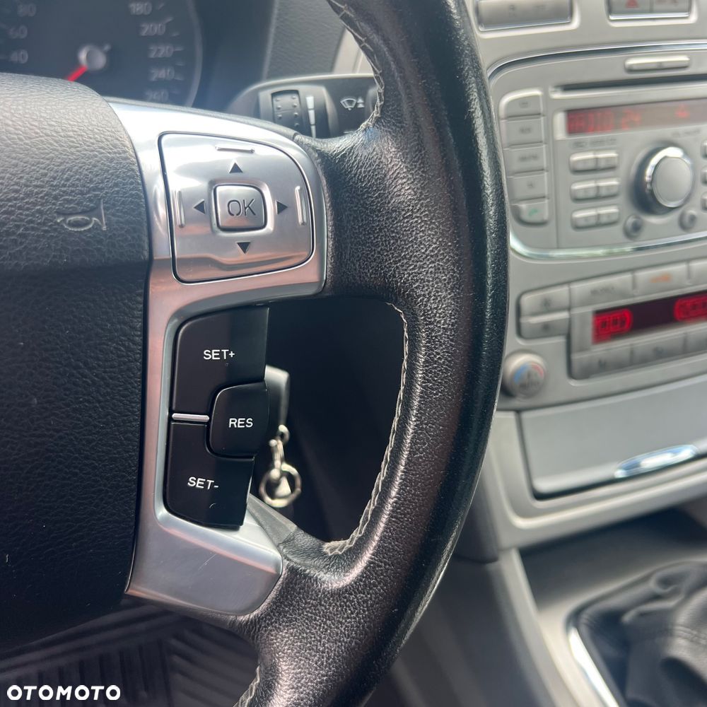 Ford Mondeo 2.0 Gold X Plus - 35