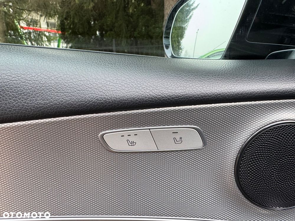 Mercedes-Benz Klasa E 220 d 9G-TRONIC - 14