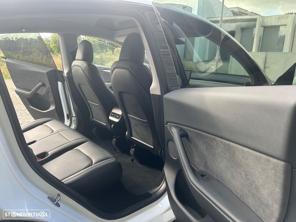 Tesla Model Y Tração Traseira - 17
