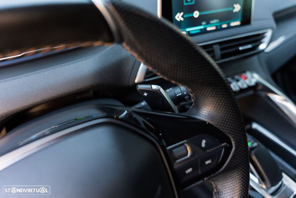 Peugeot 3008 1.6 Hybrid GT Line e-EAT8 - 22