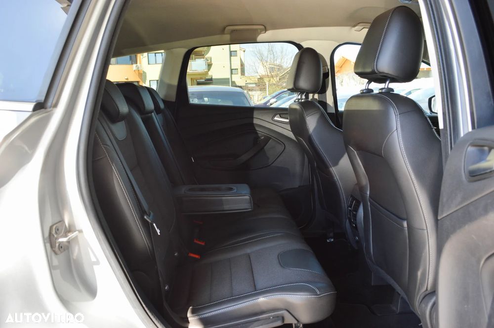 Ford Kuga 2.0 TDCi 2x4 Black & Silver - 17