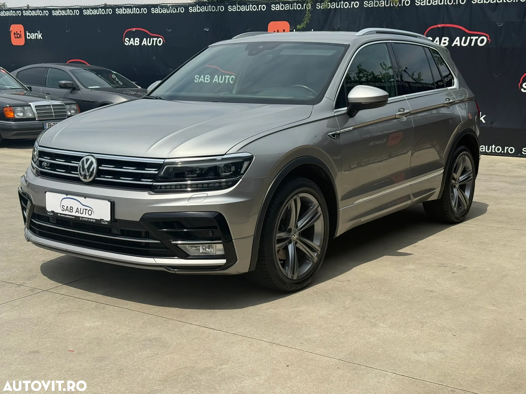Volkswagen Tiguan 2.0 TDI SCR DSG 4Motion R-Line - 3