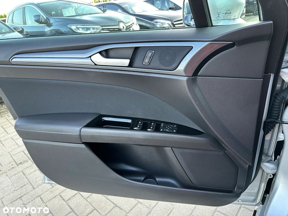 Ford Mondeo - 18
