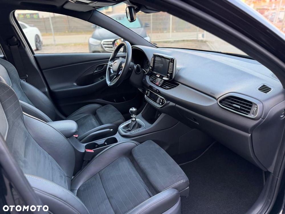 Hyundai i30 N 2.0 T-GDI Performance - 11
