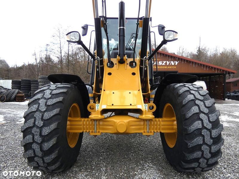 Caterpillar CAT 908M Z Niemiec / 3.372mtg po serwisie / Super Stan / - 32