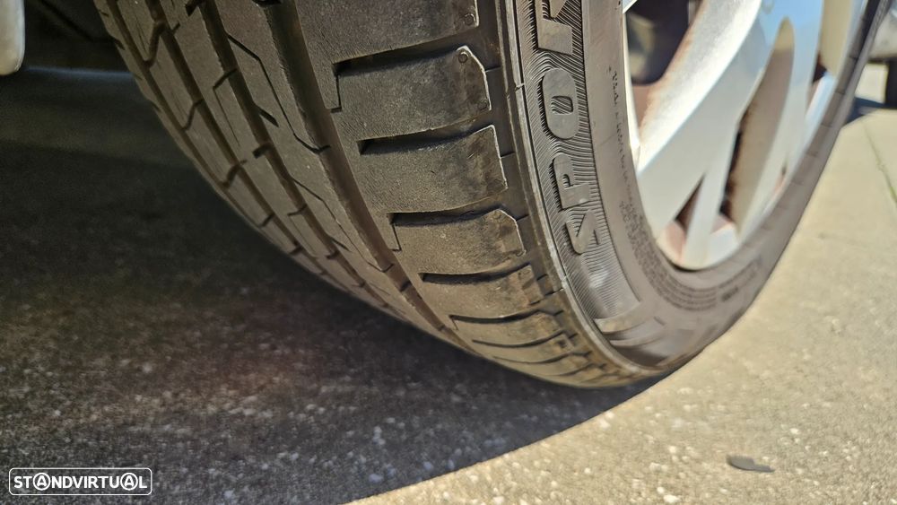 Citroën C4 ver-1-6-hdi-sx - 32