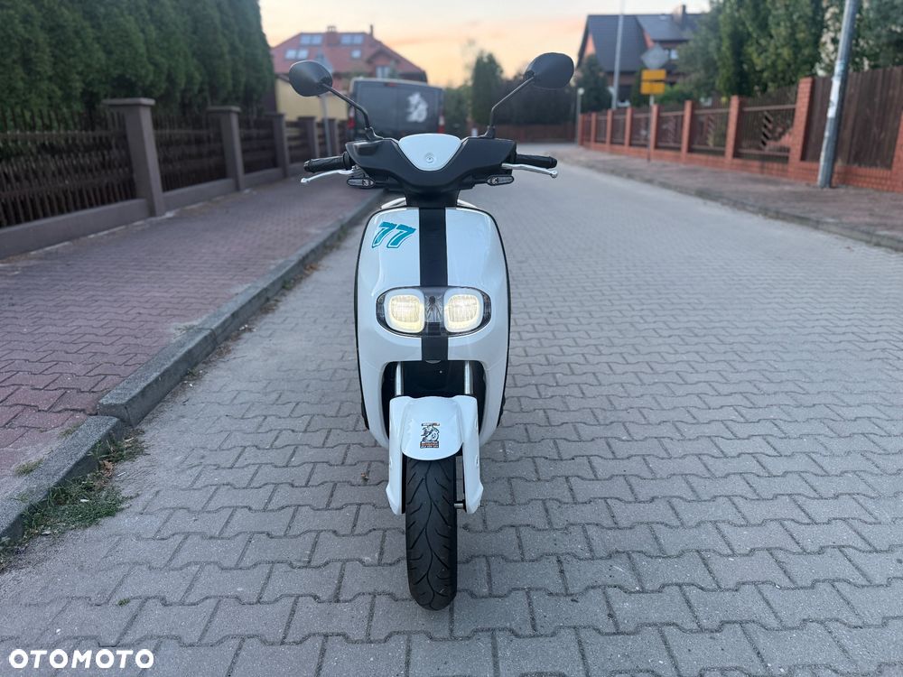 Yamaha Neos - 5