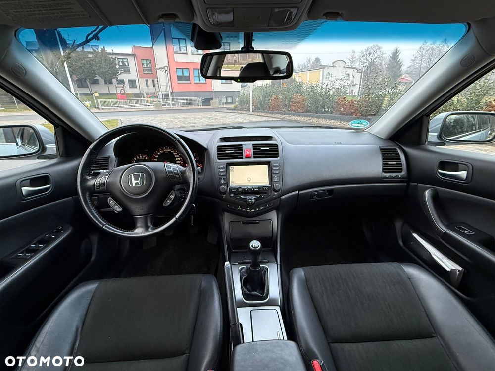 Honda Accord 2.0 i Executive - 9