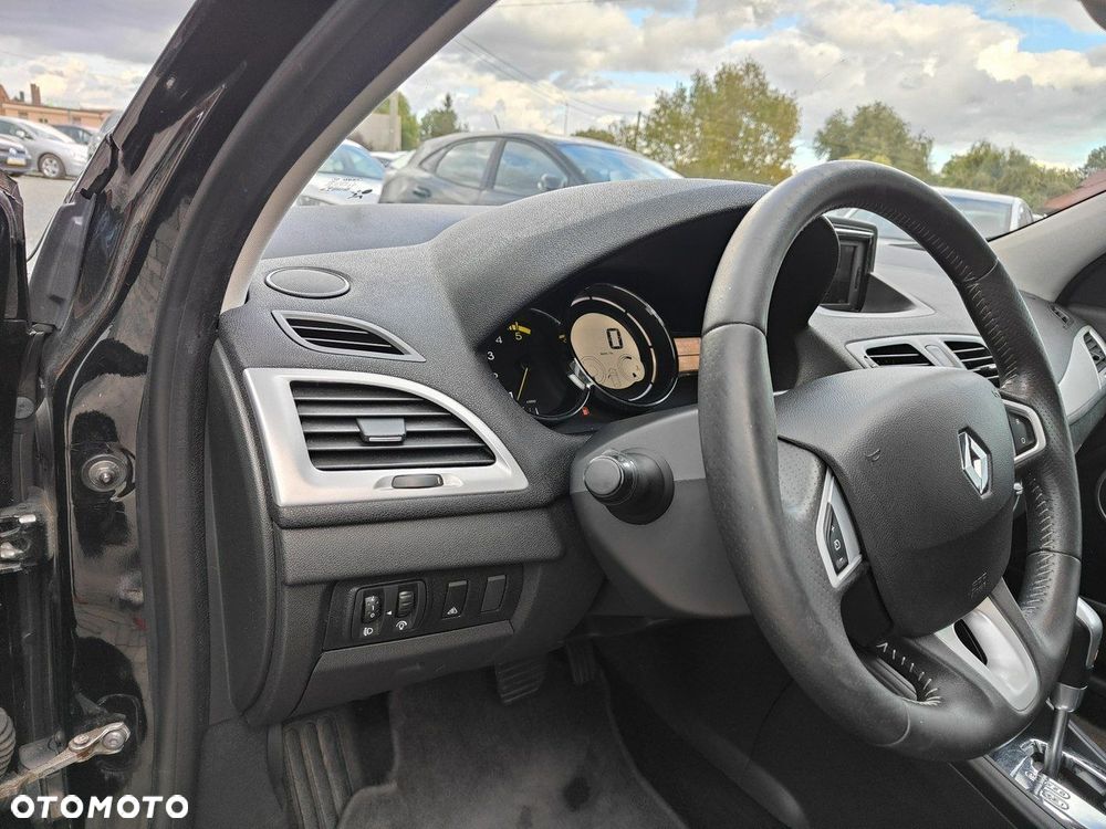 Renault Megane 1.5 dCi Dynamique EDC - 11