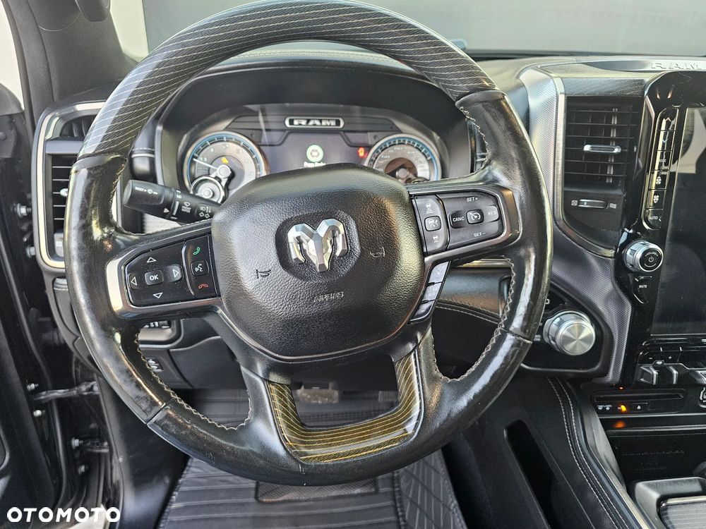 RAM 1500 5.7 Crew Cab Limited - 29