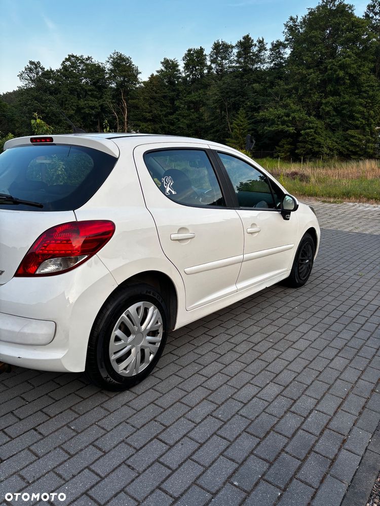 Peugeot 207 1.4 HDi Trendy - 4