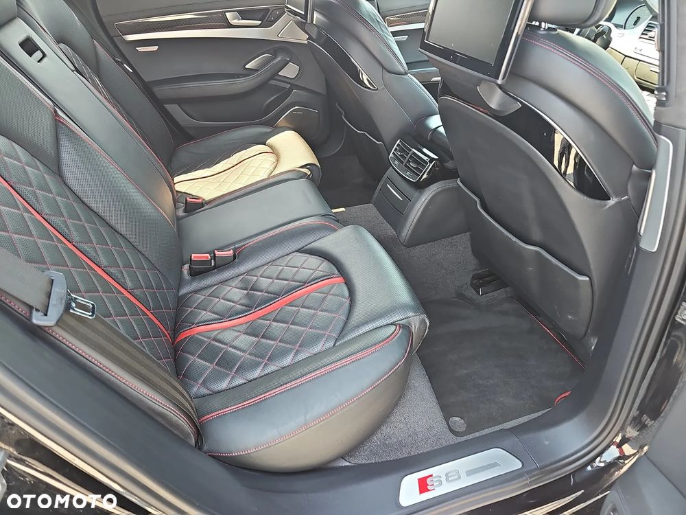 Audi S8 Plus 4.0 TFSI Quattro - 23