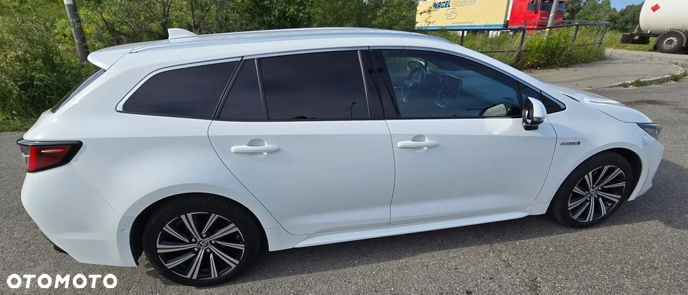 Toyota Corolla 2.0 Hybrid Comfort - 4