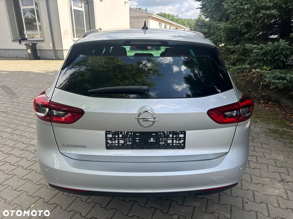 Opel Insignia - 15