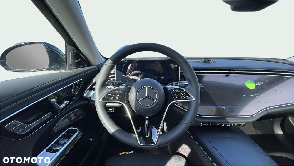 Mercedes-Benz Klasa E - 12