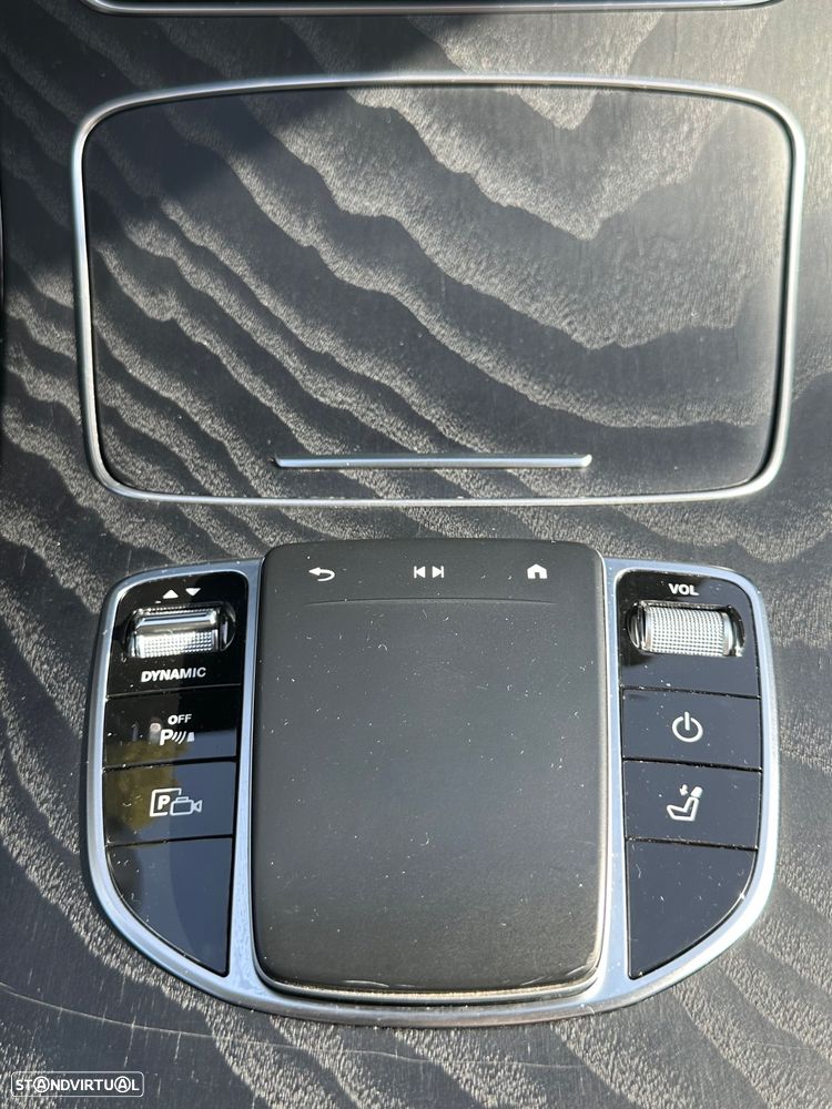 Mercedes-Benz E 300 de 4Matic T 9G-TRONIC - 25