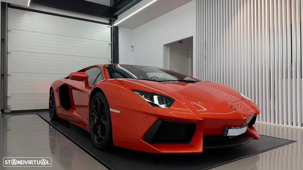 Lamborghini Aventador 6.5 V12 LP700-4 - 6