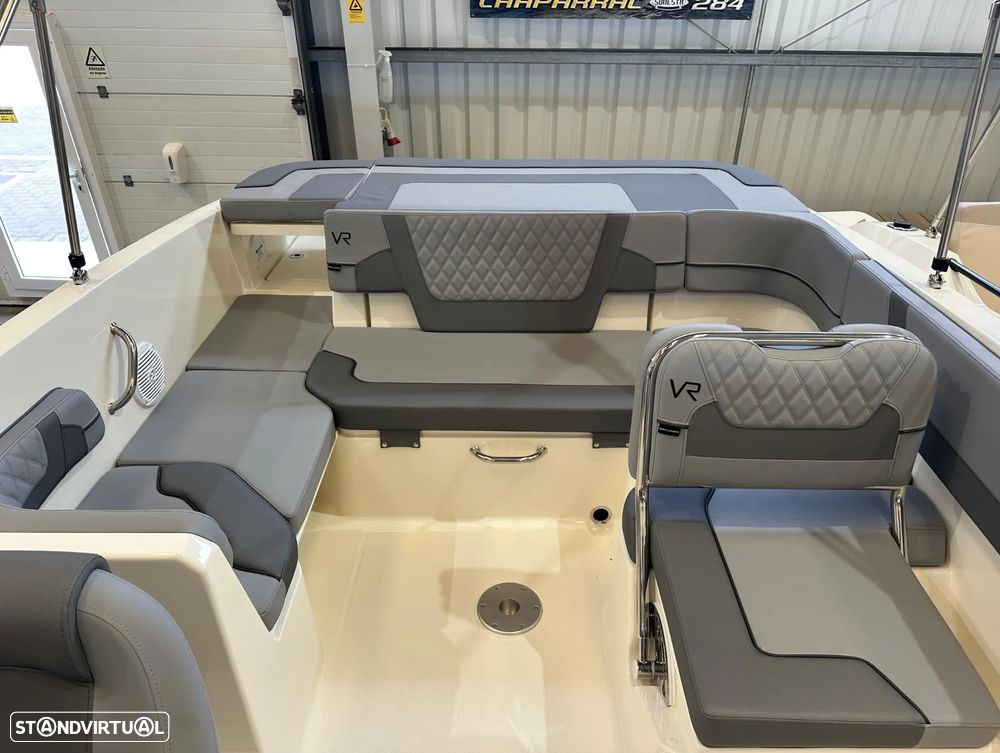 Bayliner VR6 OB - 18