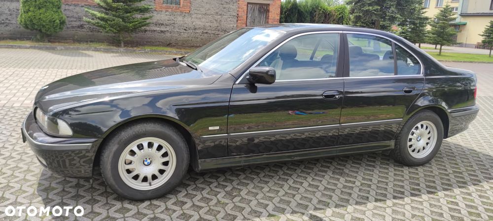 BMW Seria 5 520d - 3