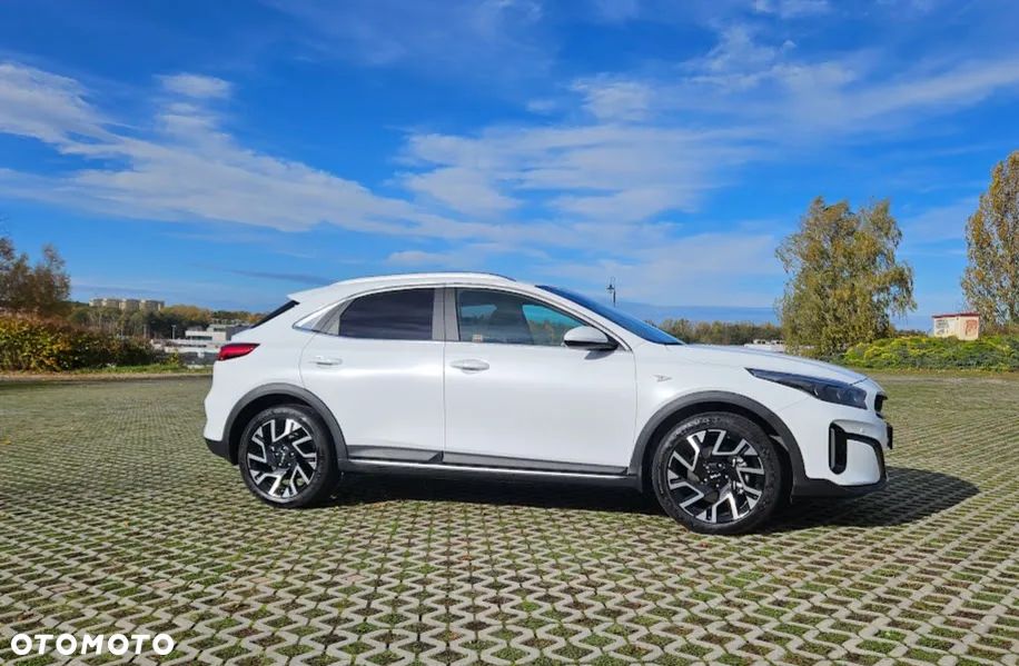 Kia XCeed - 12