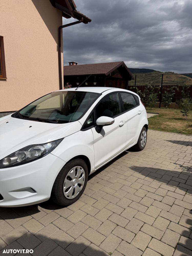 Ford Fiesta - 4