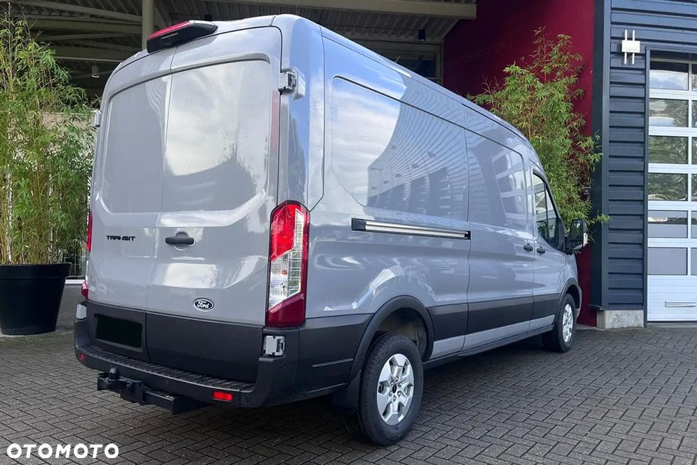 Ford Transit 350 L3H2 Limited A8 2.0 165KM - 4