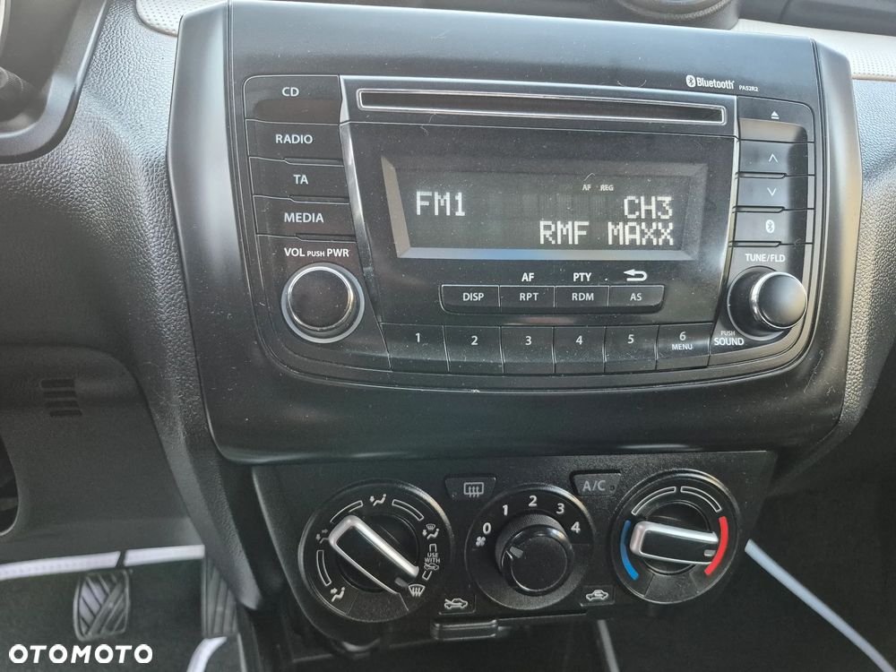 Suzuki Swift - 11