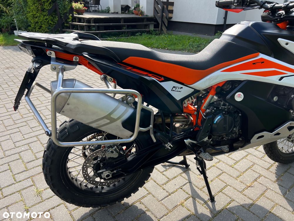 KTM Adventure - 13