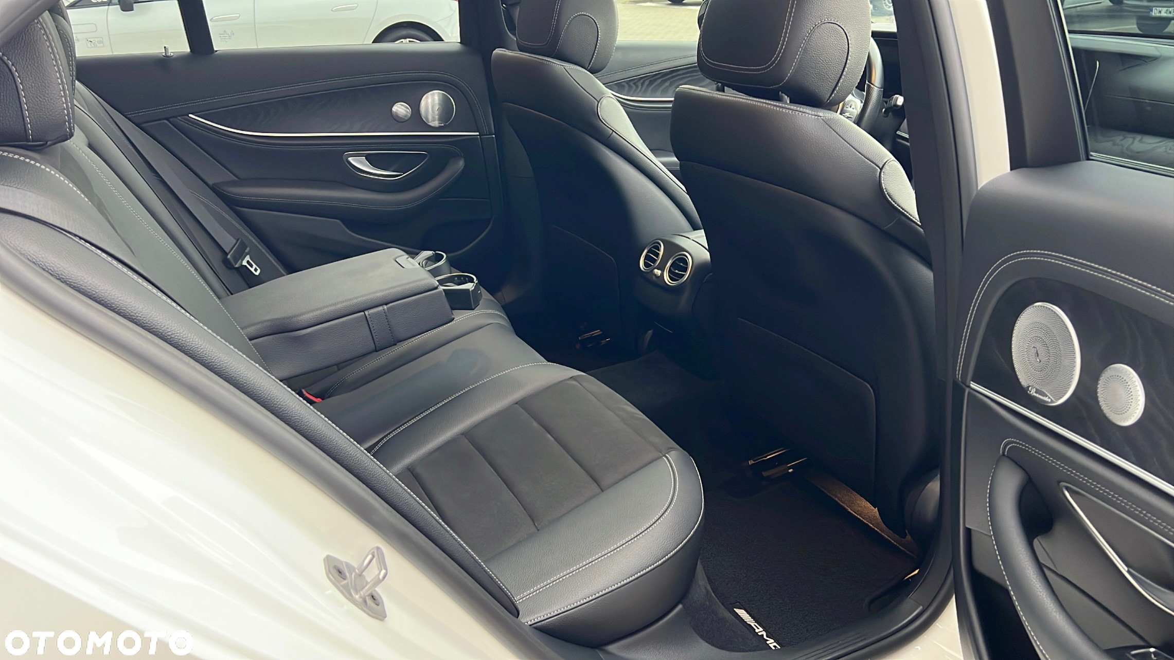 Mercedes-Benz Klasa E 220 d 4-Matic 9G-TRONIC - 14