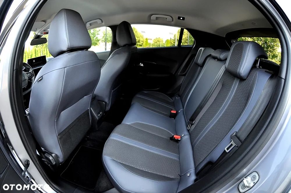 Peugeot 2008 1.2 PureTech Allure Pack S&S - 19