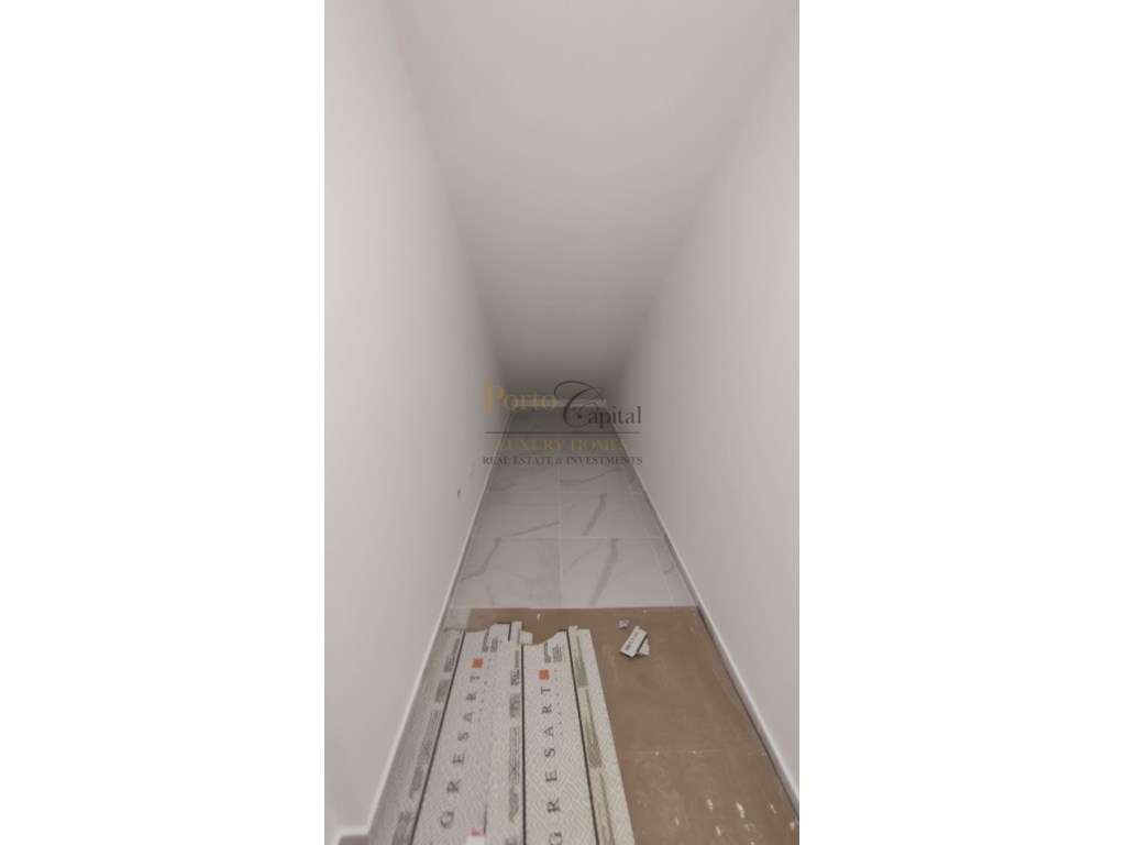 ESPAÇO COMERCIAL PARA ARRENDAMENTO EM MONTE DOS BURGOS, SENHORA DA ... - Grande imagem: 4/20