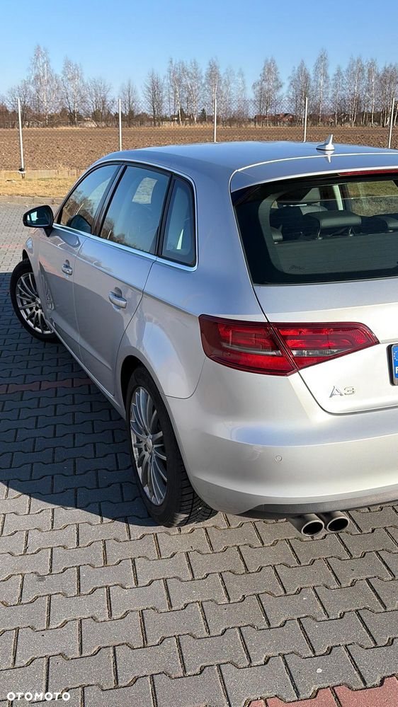 Audi A3 Sportback 1.4 TFSI Ambiente - 9