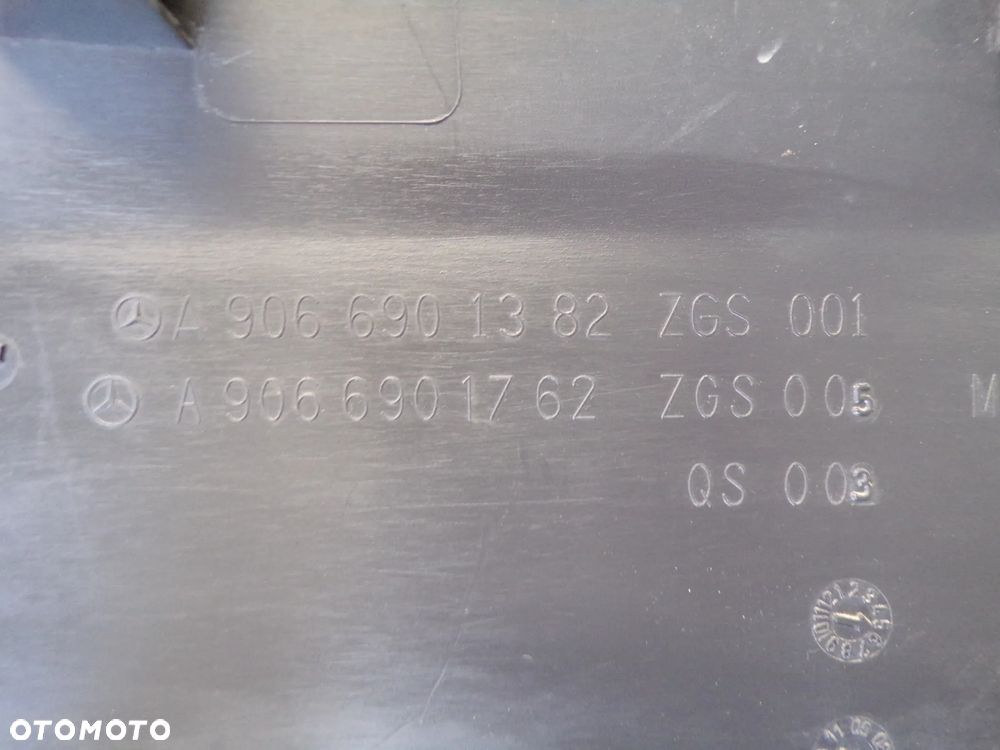 LISTWA MERCEDES SPRINTER 906 A9066901382 A9066901582 - 3