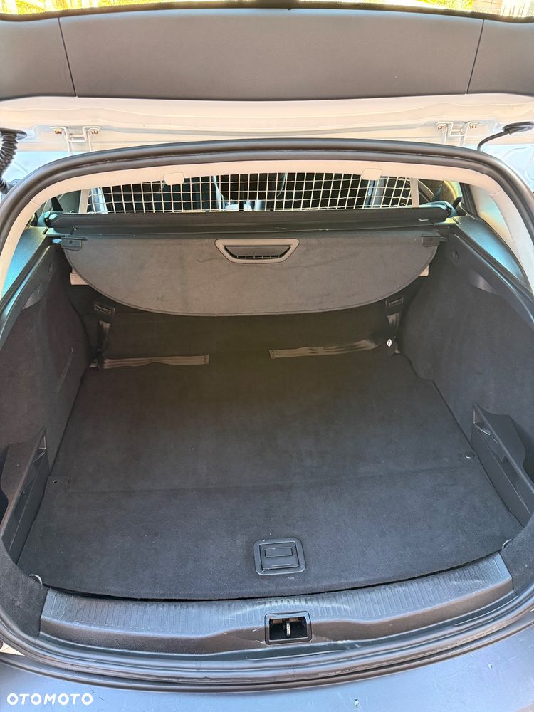 Renault Megane 1.6 16V 110 LIMITED - 37