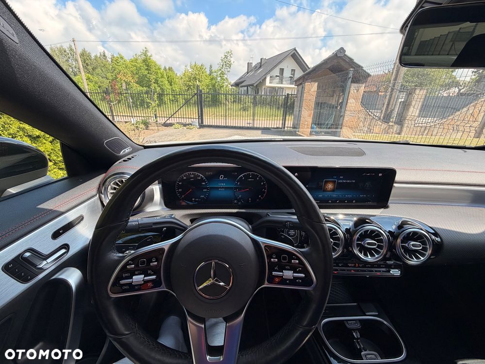 Mercedes-Benz CLA 250 4-Matic Edition 1 7G-DCT - 20