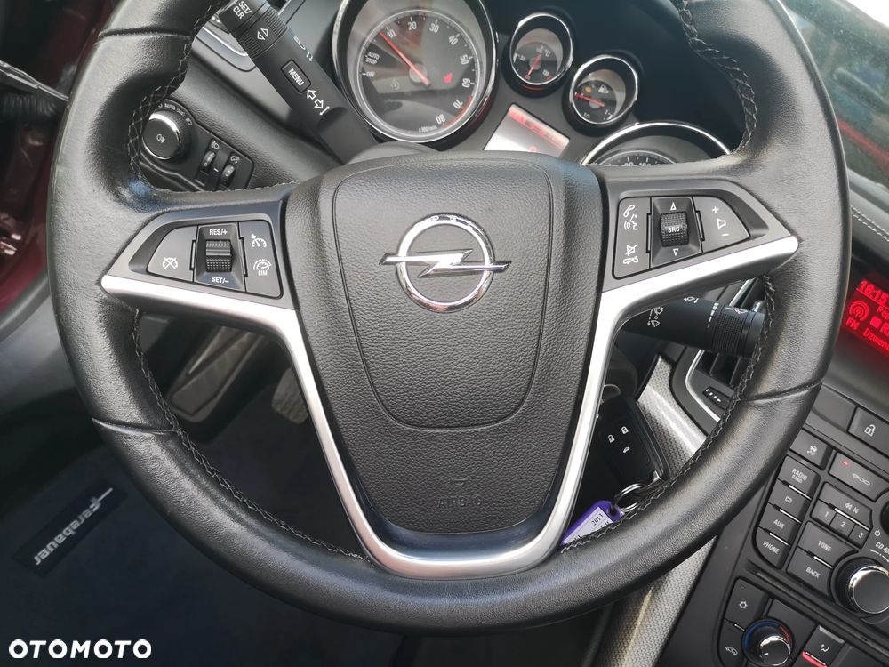Opel Cascada - 21