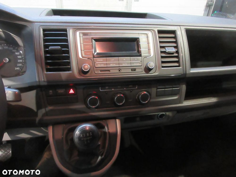 Volkswagen Transporter L1H1 Plus Comfortline - 8