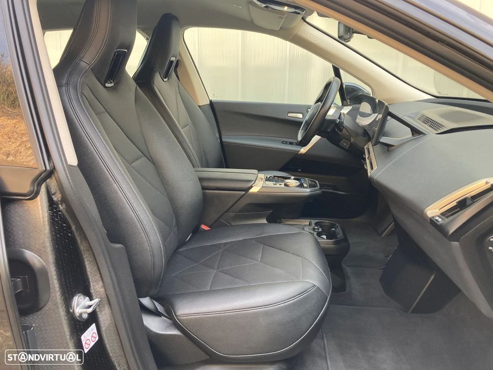 BMW iX — fotografia 44