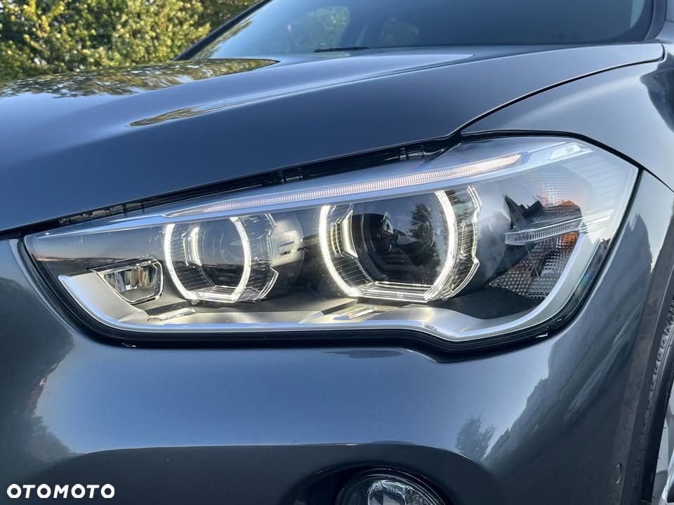 BMW X1 sDrive18i - 16