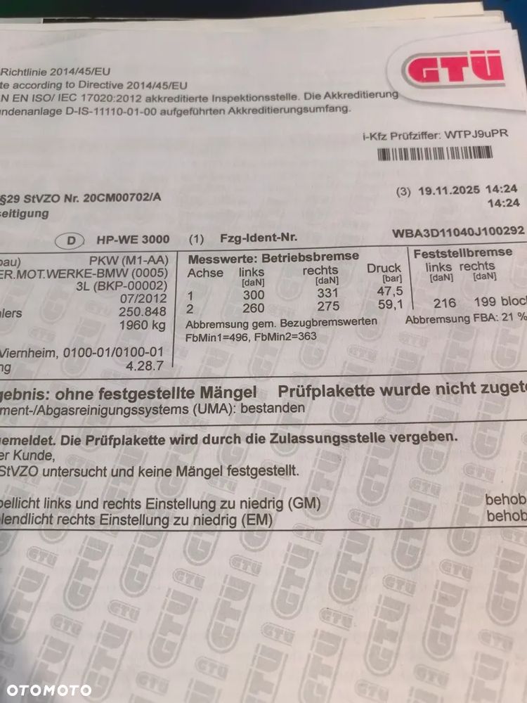 BMW Seria 3 318d DPF Edition Sport - 31