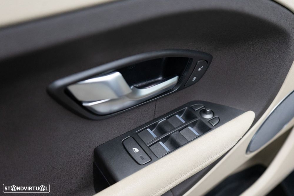 Land Rover Range Rover Evoque 2.2 TD4 Dynamic - 21