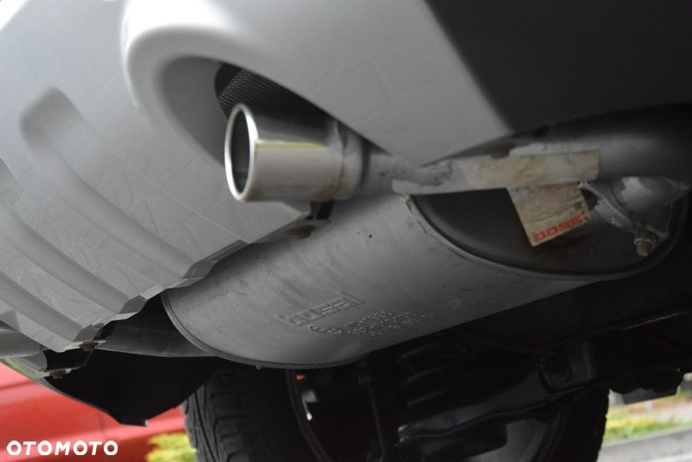 Ford Kuga 2.0 TDCi 4x4 Titanium - 19