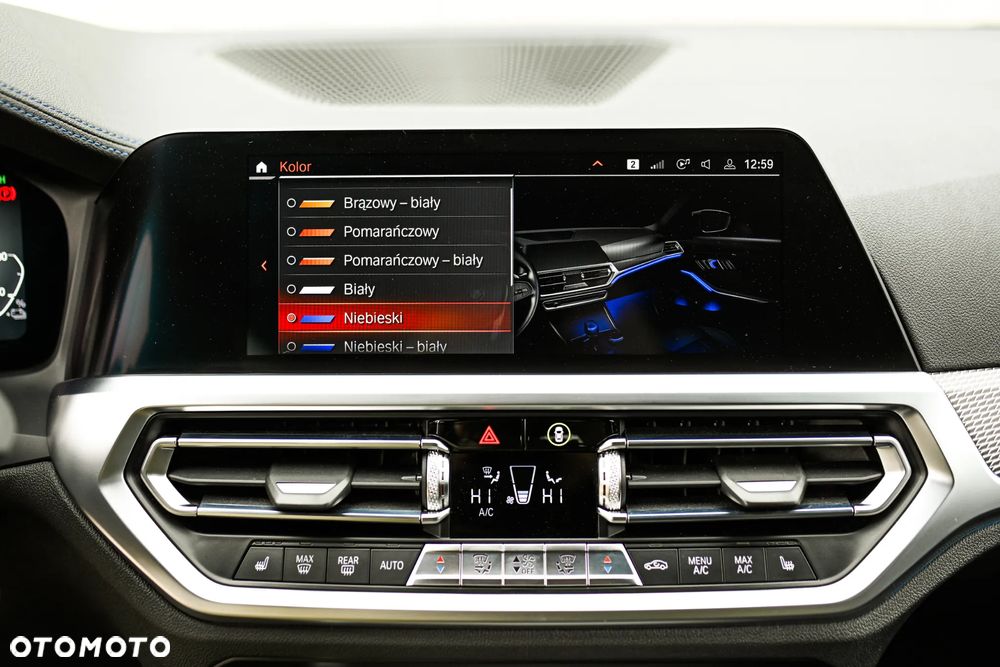 BMW Seria 3 330e M Sport - 32