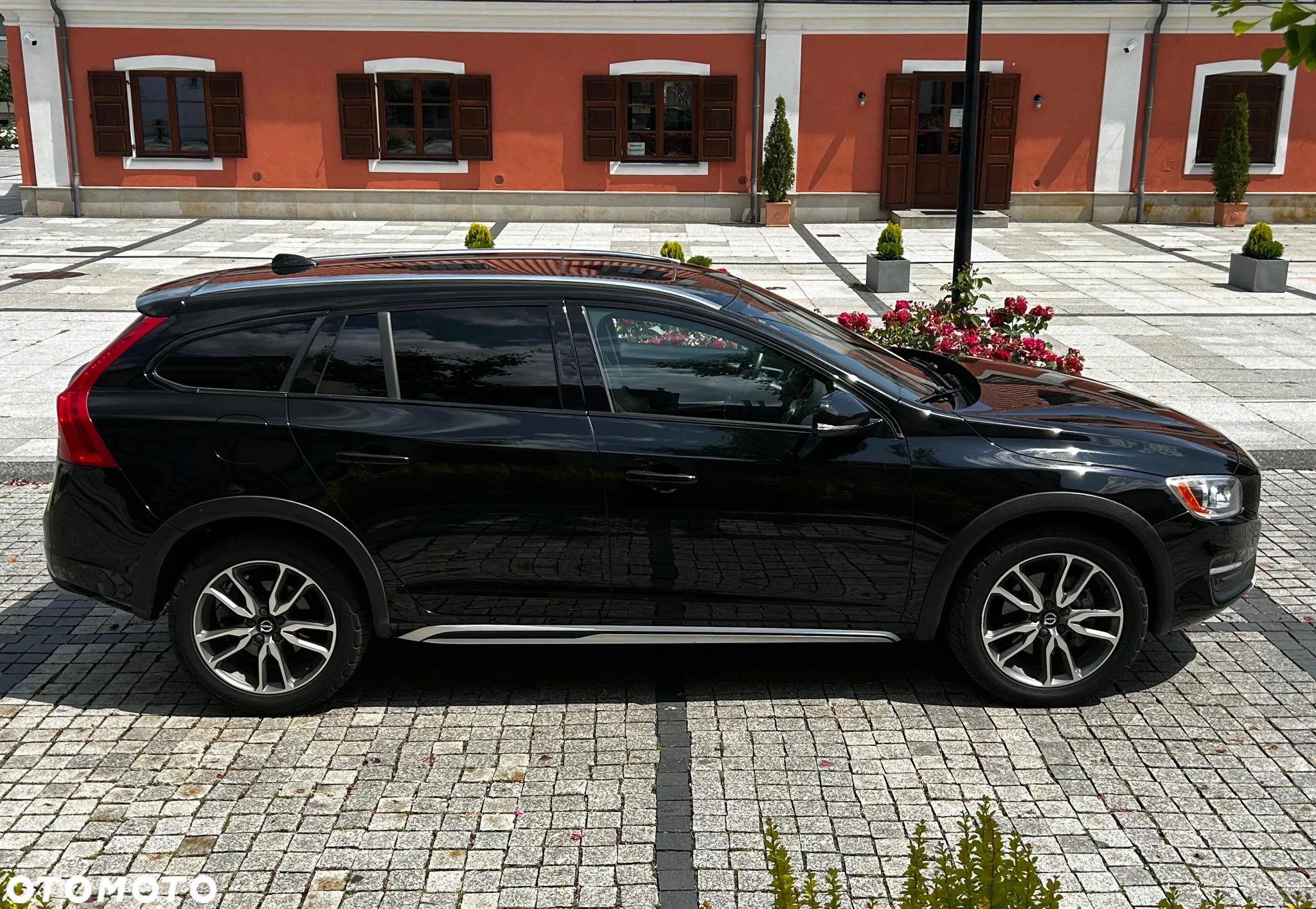 Volvo V60 Cross Country - 6
